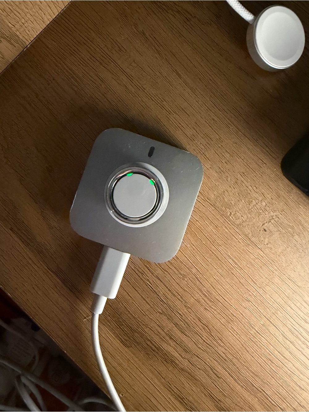 Oura ring generation 4, size 8 with charger. Great battery, used for 3 months